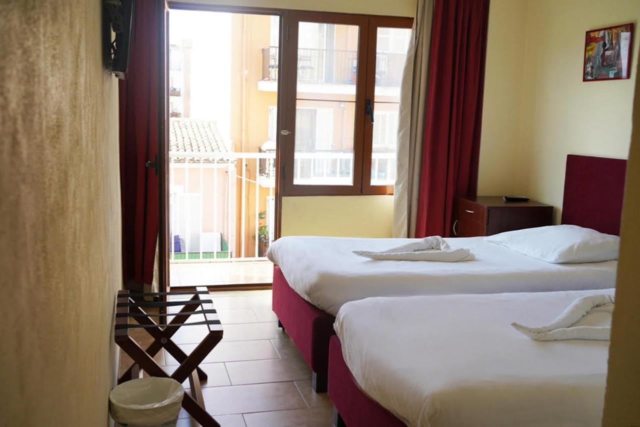 Das Hostal El Arenal Kültér fotó